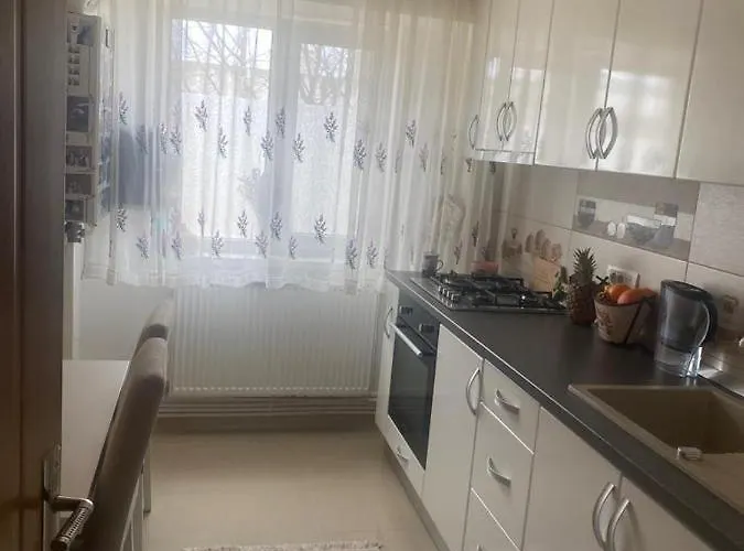 Adina Margareta * マンガリア